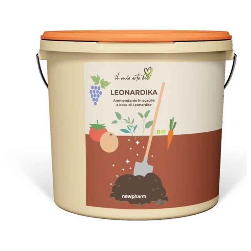 Newpharm Leonardika Ammendante in scaglie a base di Leonardite 4 kg